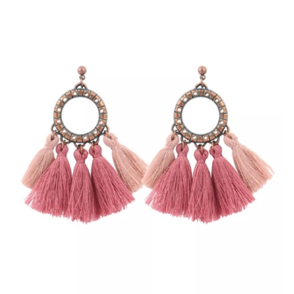 Jewelry - **NEW** PINK TASSEL EARRINGS